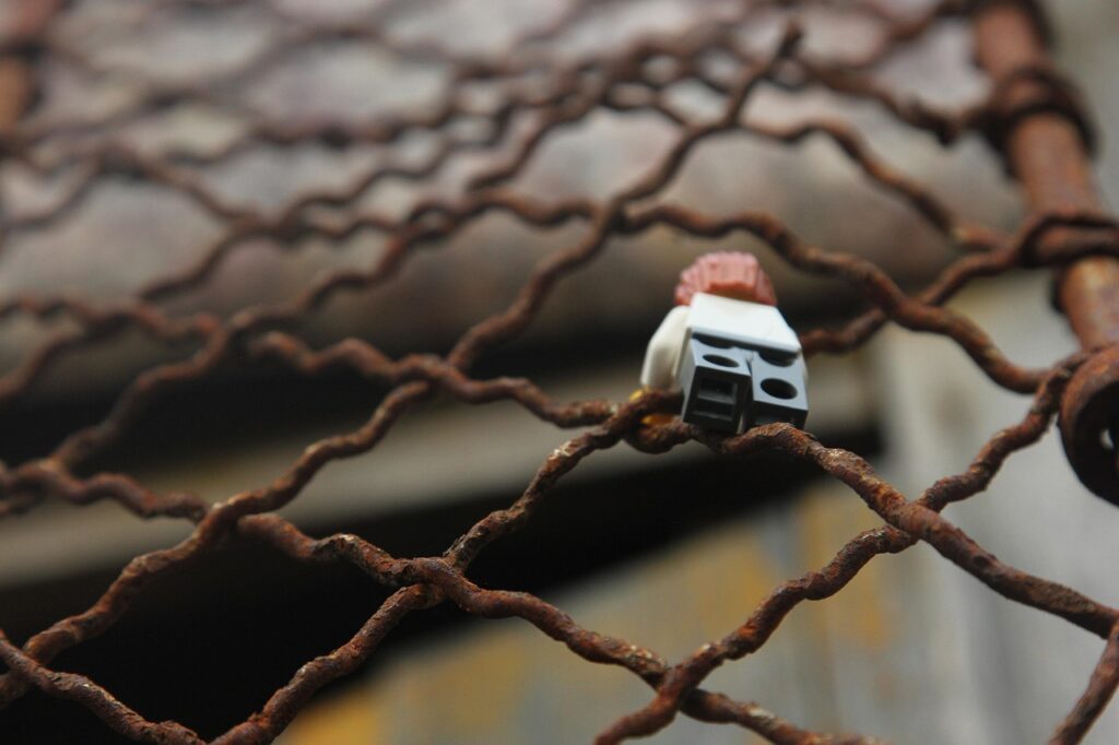 lego, toy, high, climbing, climb, prison, jail, prisoner, escape